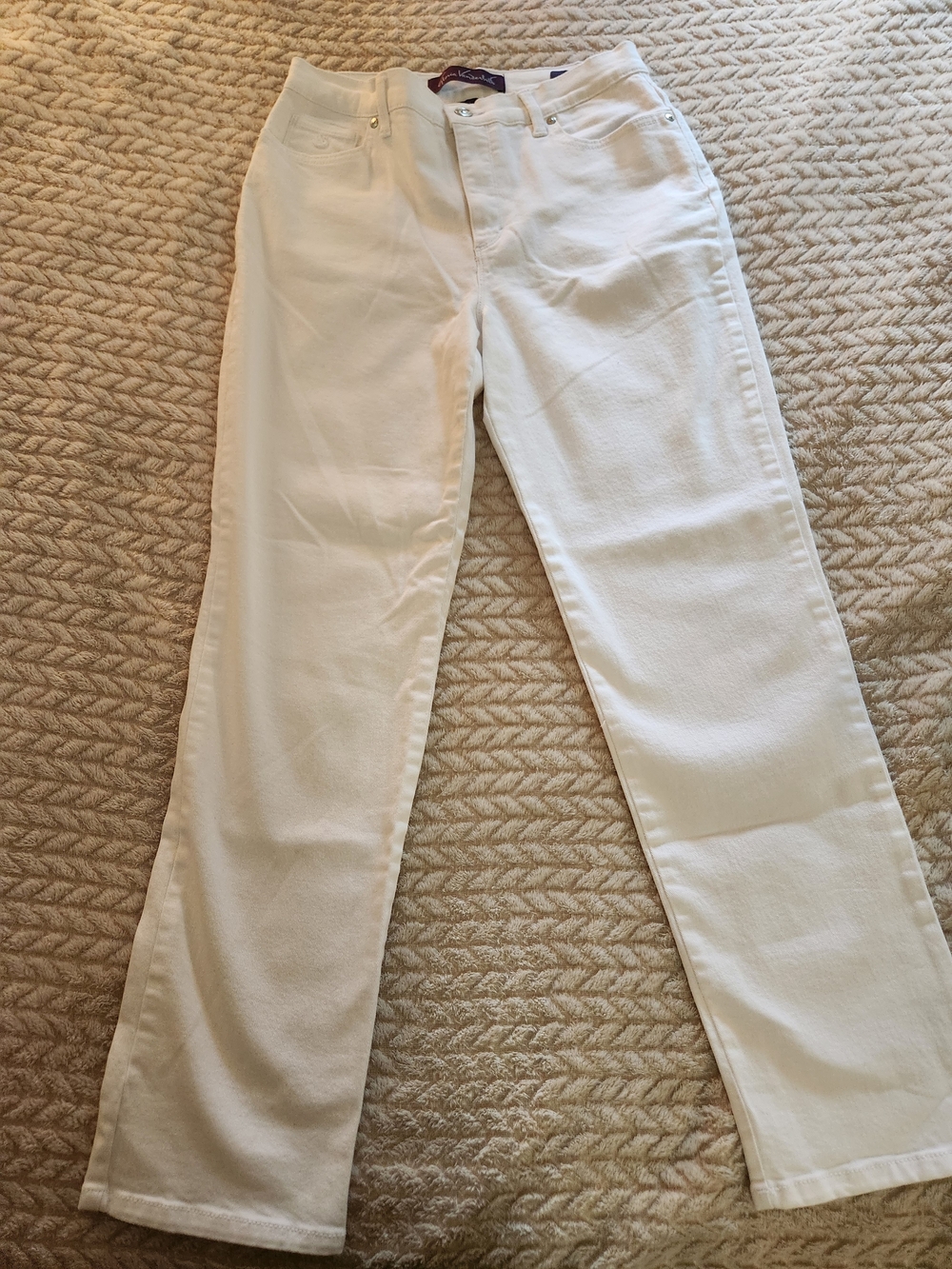 Gloria Vanderbilt White Jeans Amanda Size 10